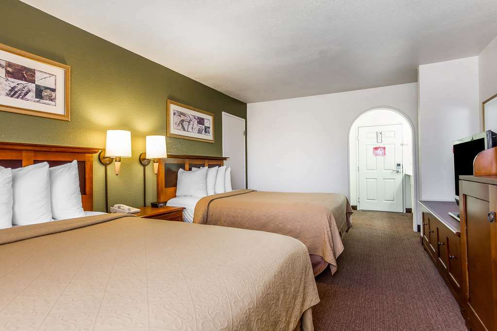 אובורן Rodeway Inn חדר תמונה
